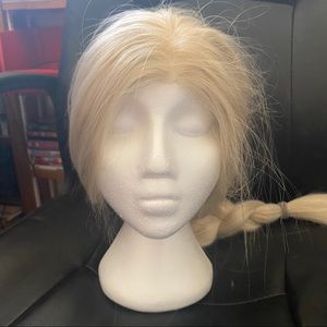 LACE FRONT Ash Blonde Wig 26” with wig caps